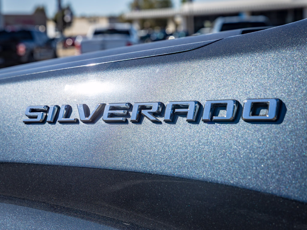 Used 2021 Chevrolet Silverado 1500 LT RWD image 13