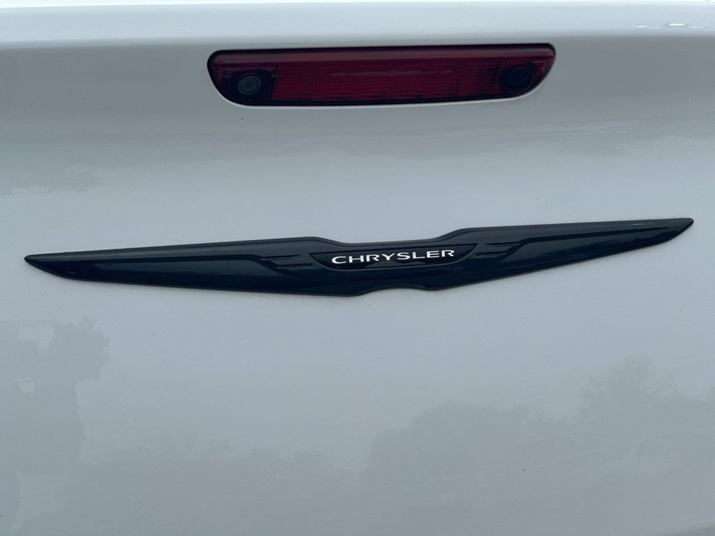 Certified 2023 Chrysler 300 Touring w/ Sport Appearance Package RWD image 46