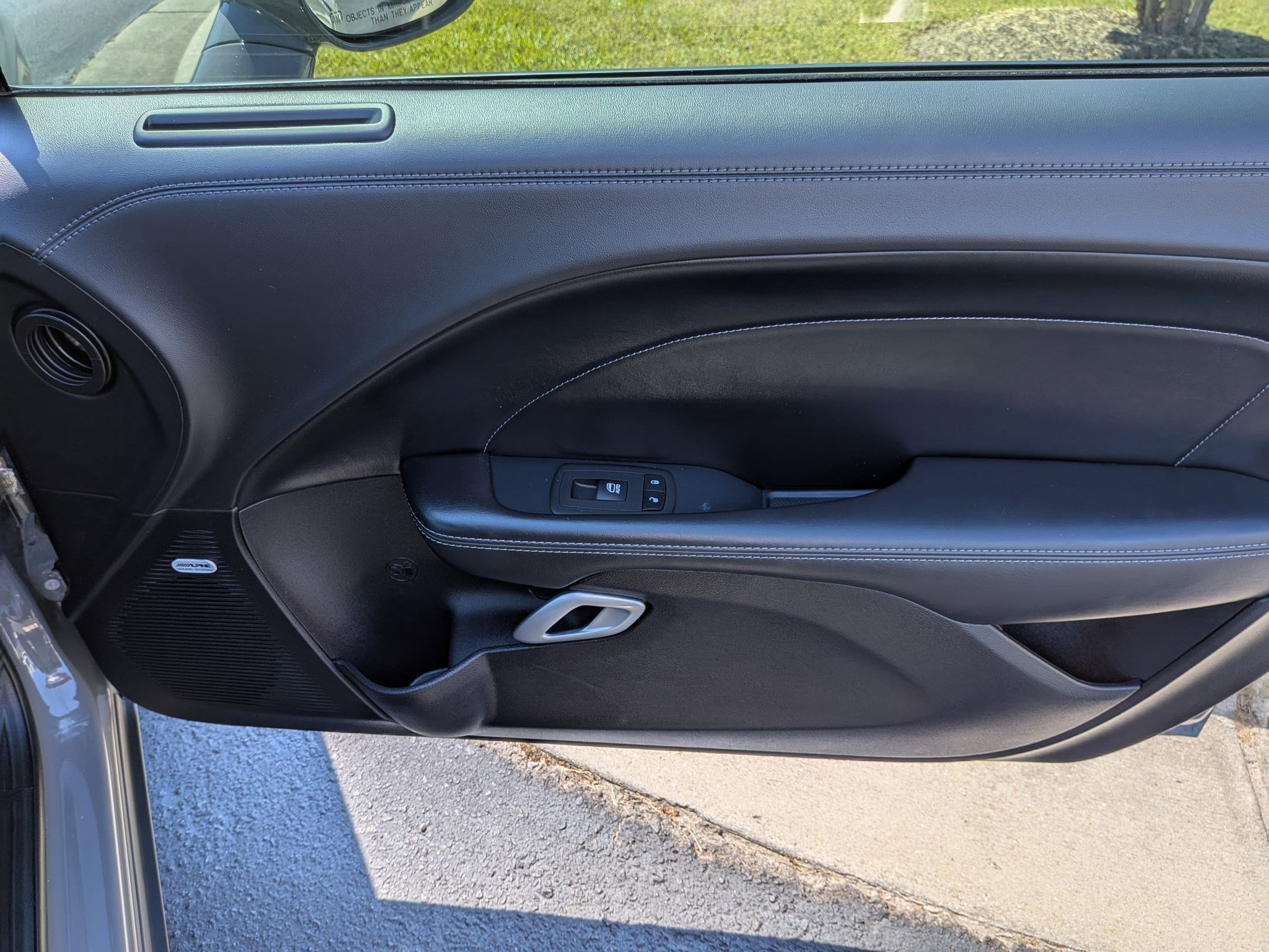 Used 2023 Dodge Challenger R/T w/ Plus Package image 32