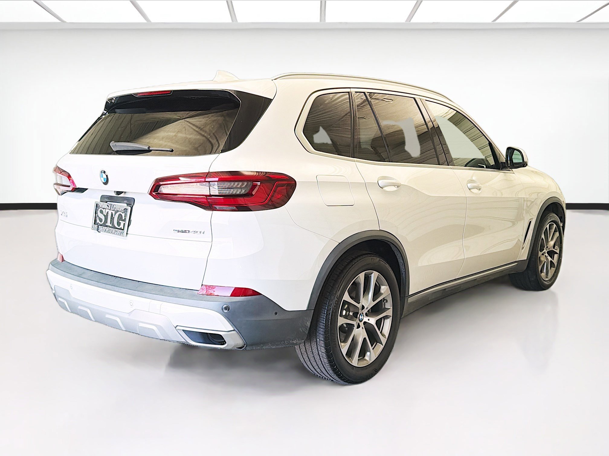Used 2020 BMW X5 sDrive40i w/ Convenience Package RWD image 4