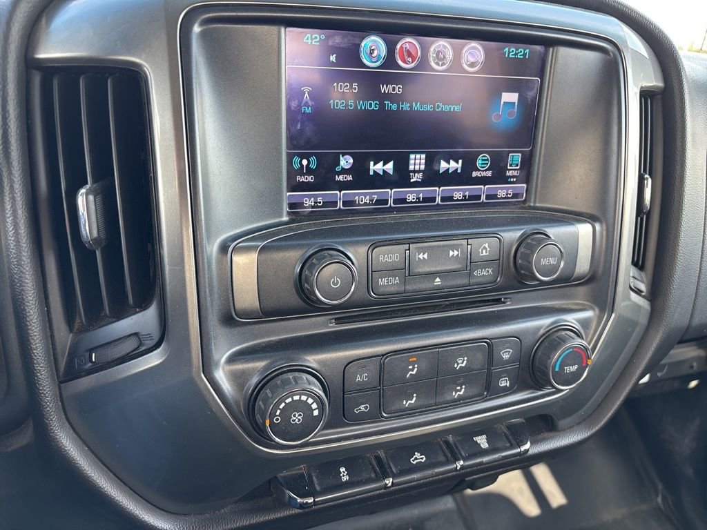 Used 2018 Chevrolet Silverado 2500 LT image 4