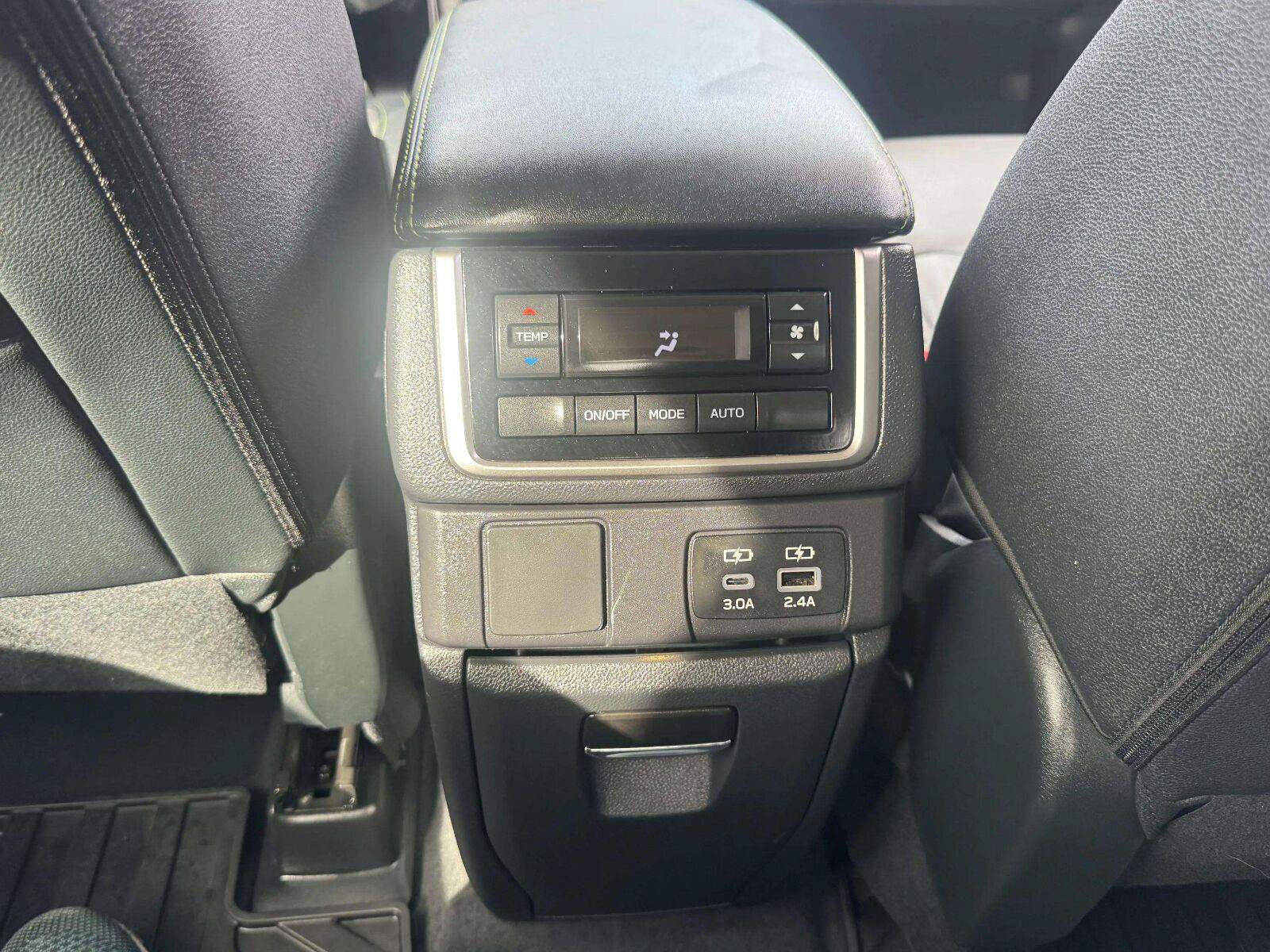 Used 2025 Subaru Ascent Onyx Edition AWD/4WD image 47
