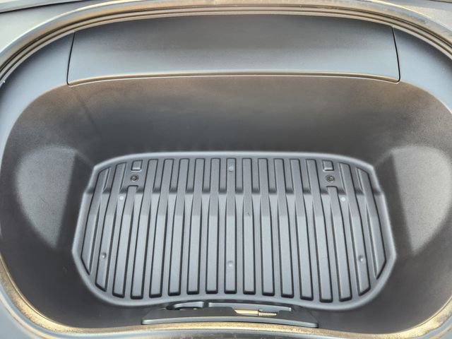 Used 2024 Tesla Model 3 Standard Range RWD image 31