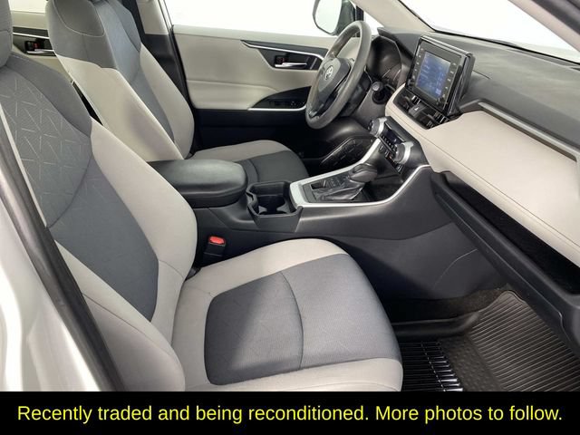 Used 2019 Toyota RAV4 XLE w/ Convenience Package AWD/4WD image 11