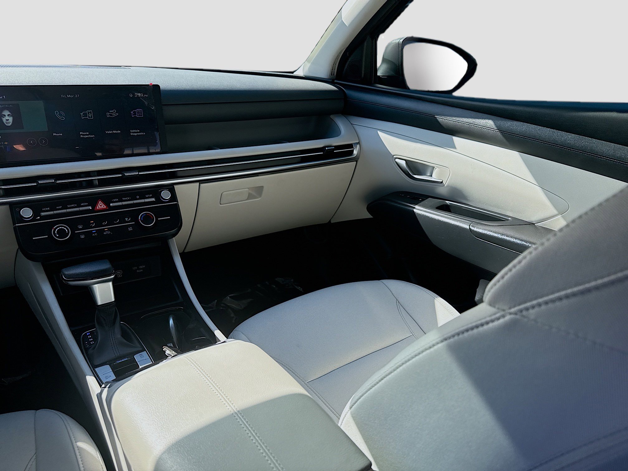 Used 2025 Hyundai Tucson SE image 19