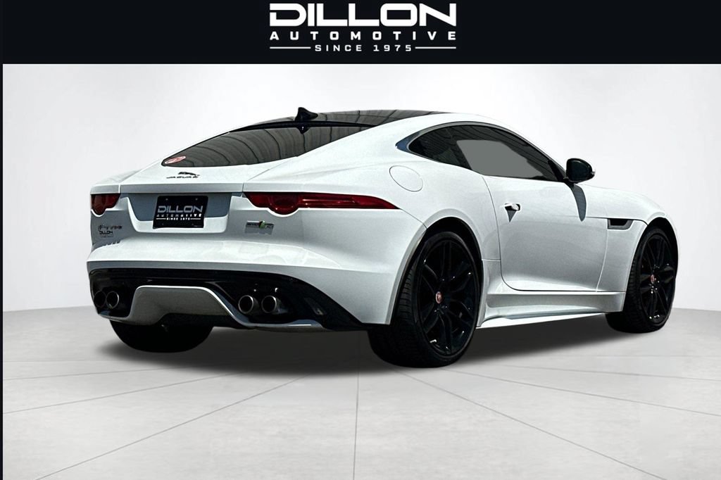 Used 2017 Jaguar F-TYPE R AWD/4WD image 4