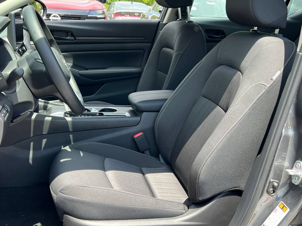 New 2026 Nissan Altima 2.5 SV w/ SV Special Edition Package FWD image 6