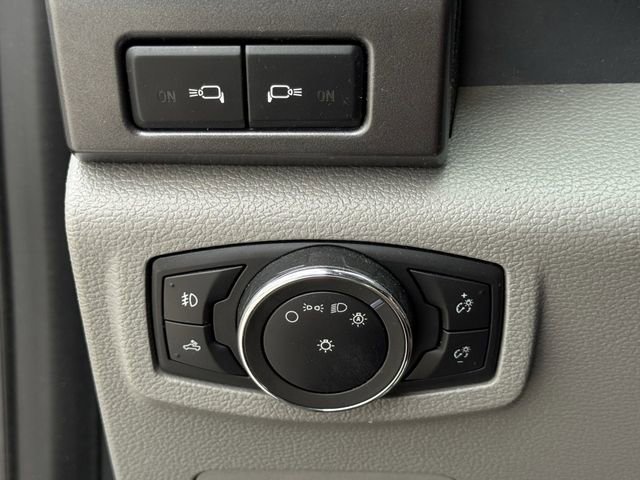 Certified 2017 Ford F250 XLT w/ XLT Premium Package AWD/4WD image 22