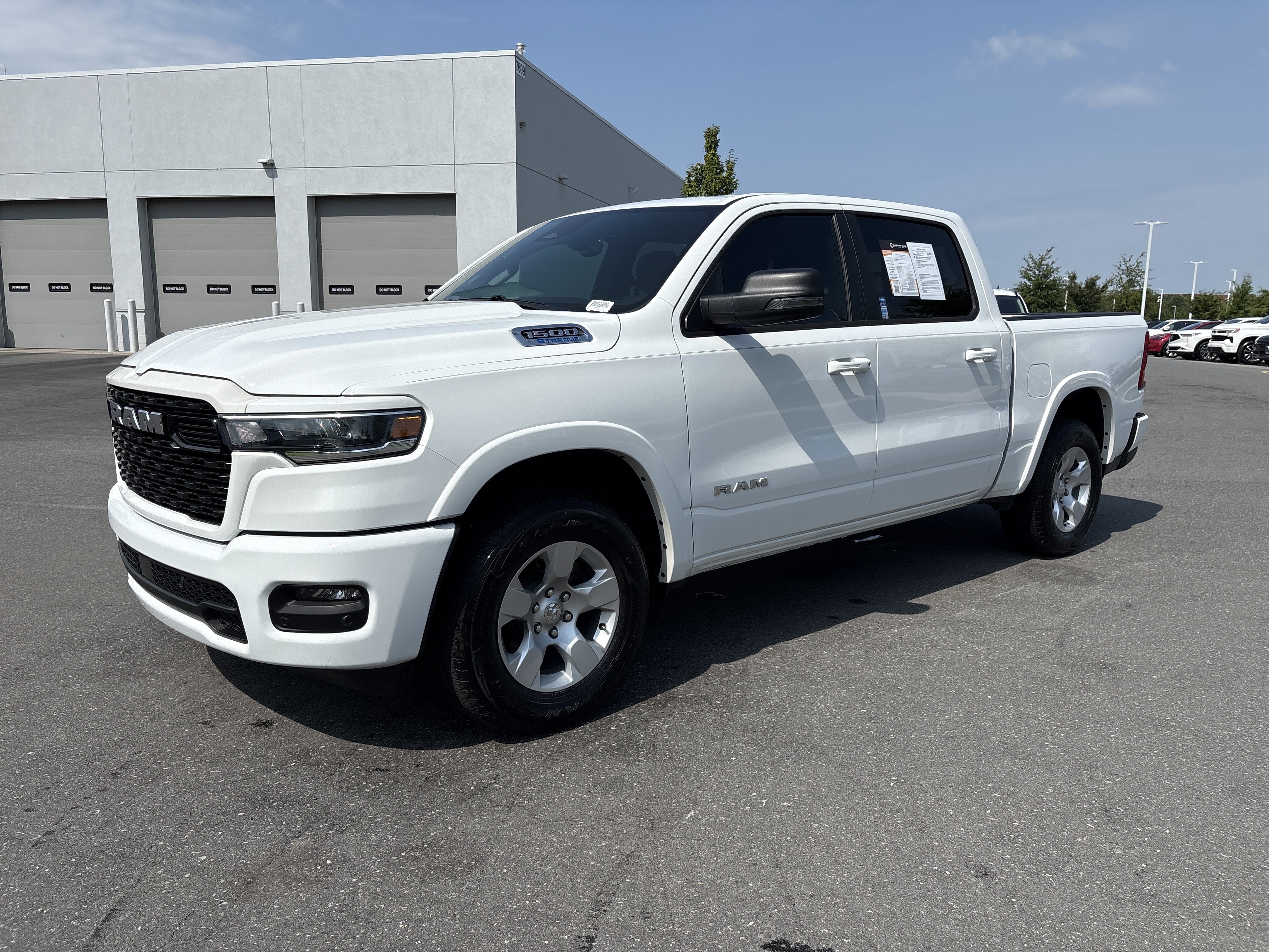 Used 2025 RAM 1500 Big Horn AWD/4WD image 5