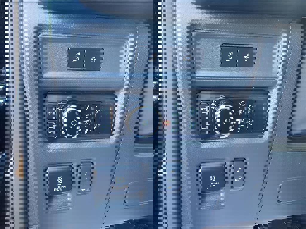 Used 2024 Ford Expedition Max Platinum image 18