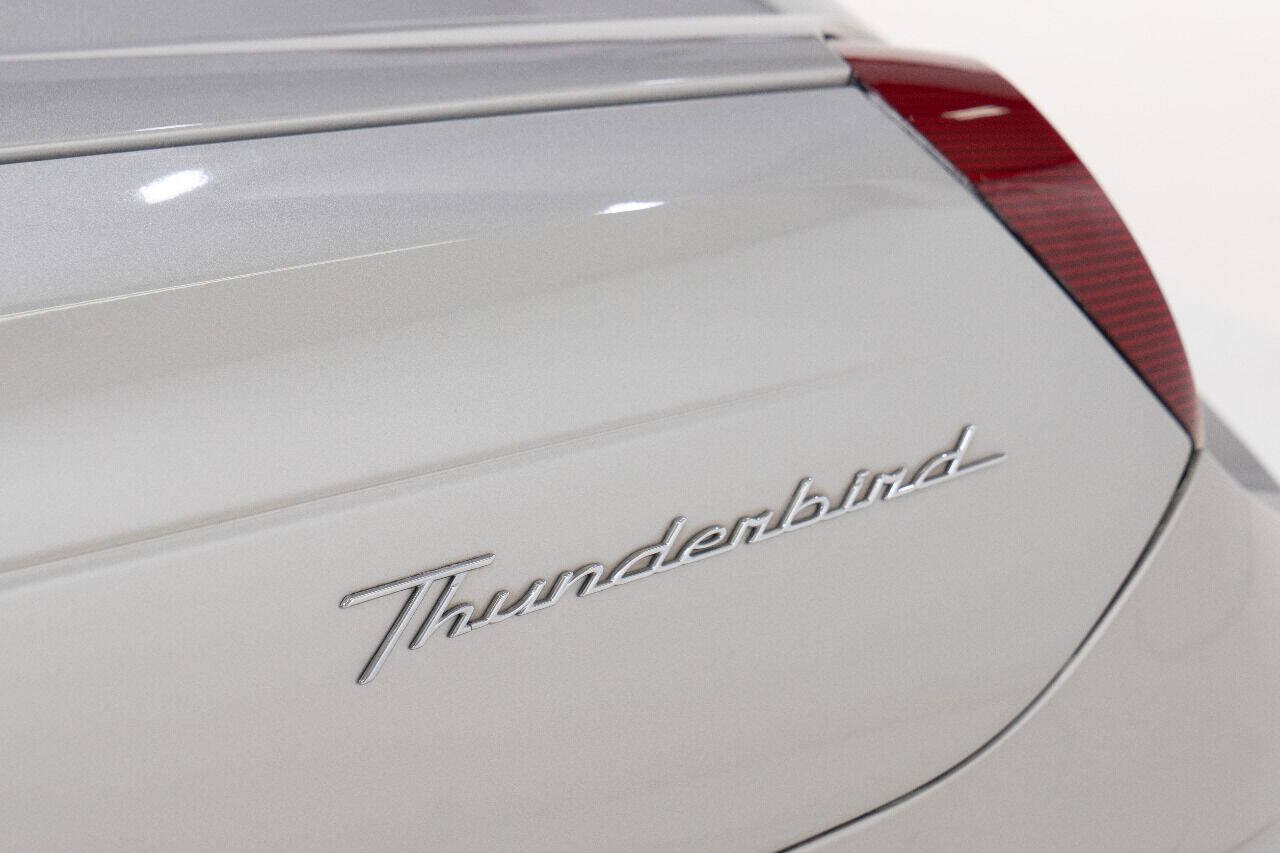 Used 2005 Ford Thunderbird RWD image 41