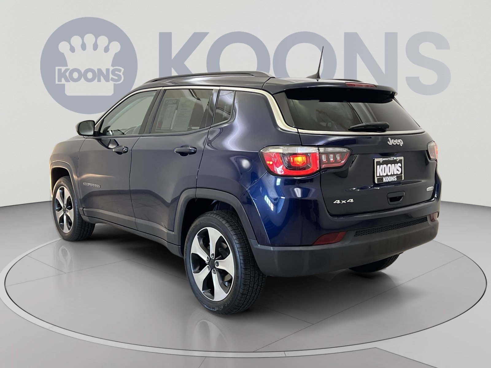 Used 2020 Jeep Compass Latitude w/ Cold Weather Group AWD/4WD image 7