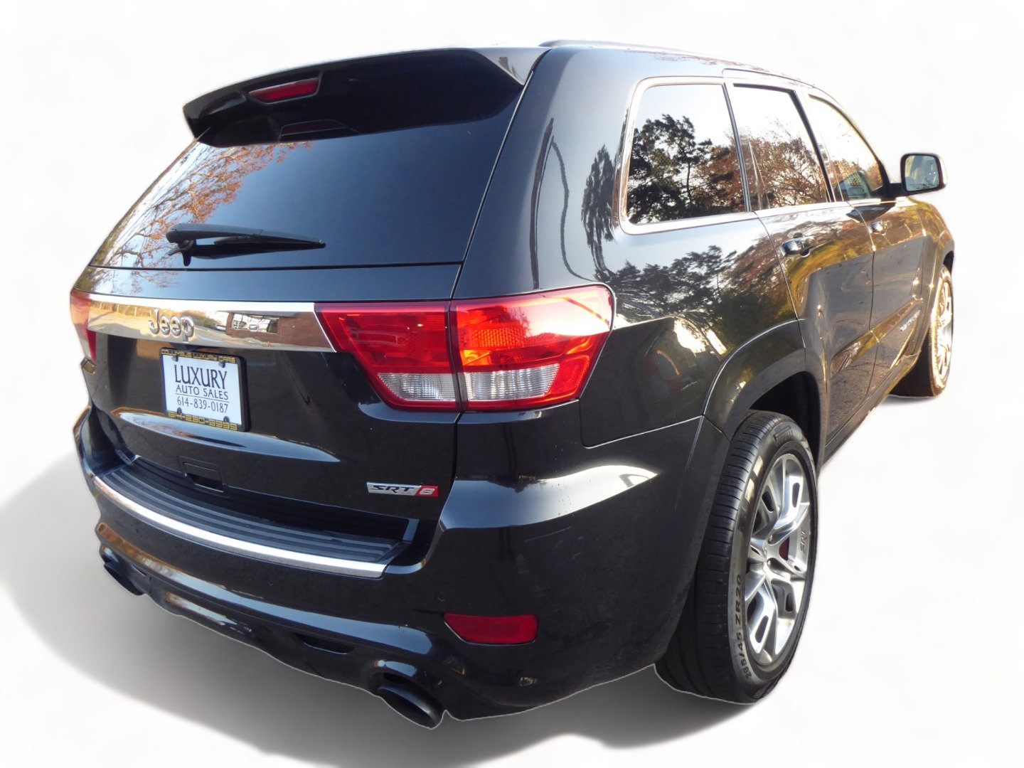 Used 2012 Jeep Grand Cherokee SRT8 w/ Luxury Group II image 8