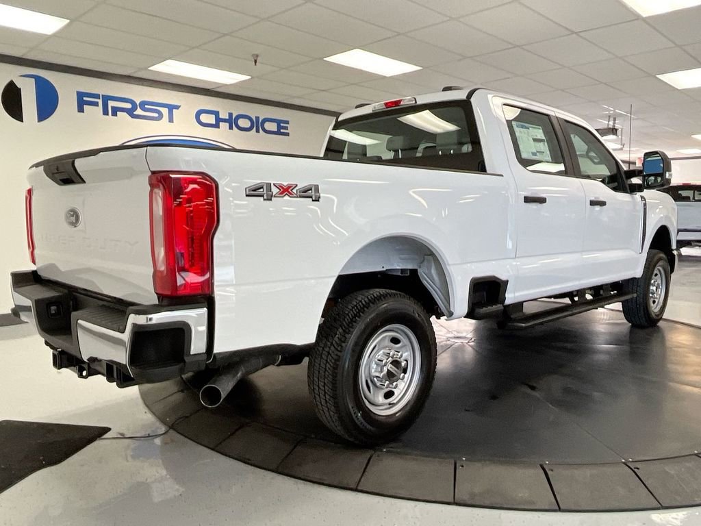 New 2026 Ford F250 4x4 Crew Cab Super Duty image 8