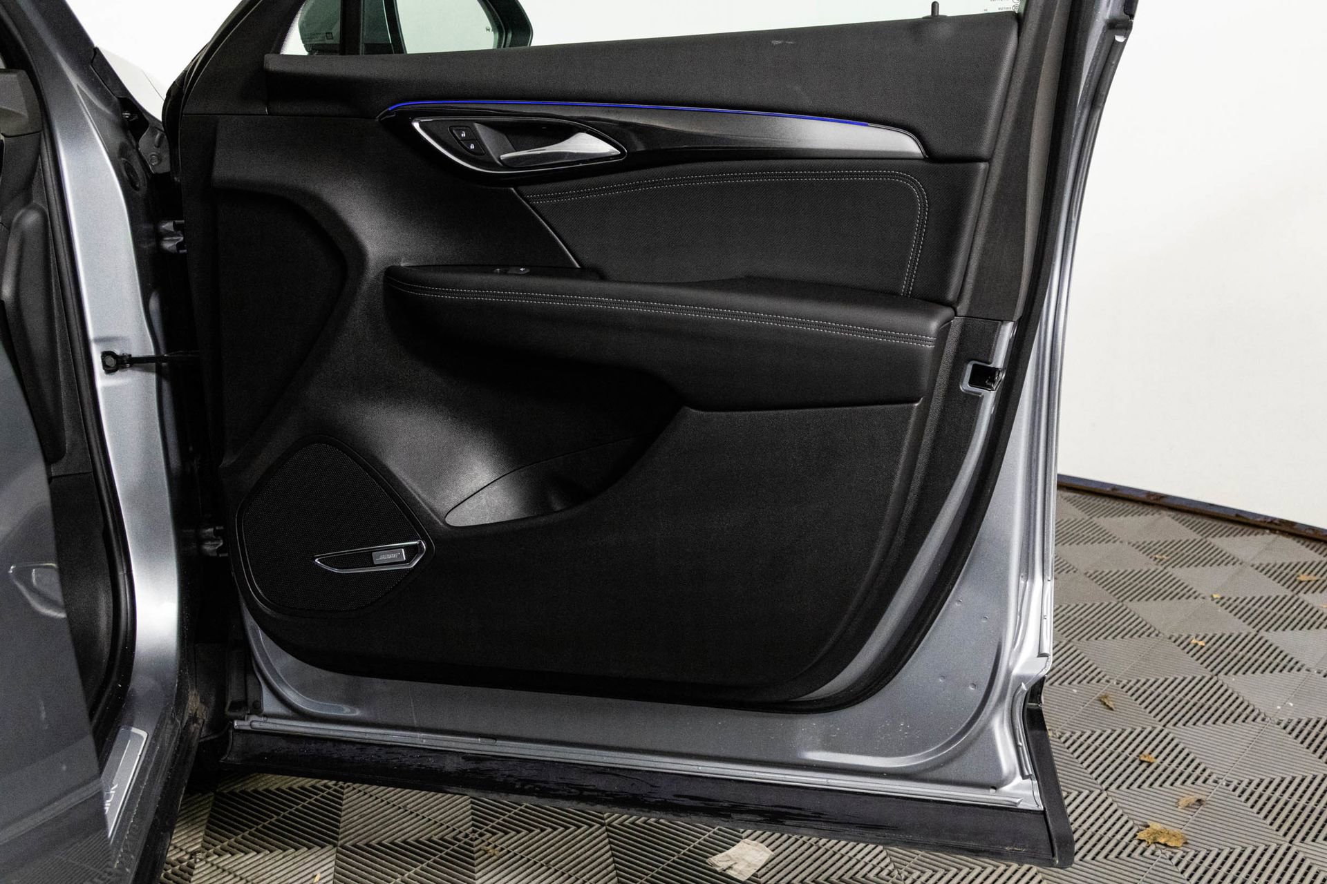 Certified 2025 Buick Envision Preferred image 39