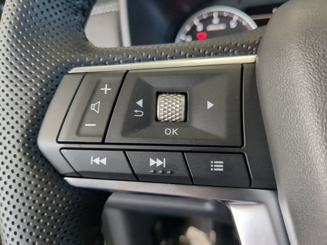 New 2025 Mitsubishi Outlander Trail Edition image 32