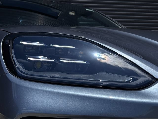 New 2026 Porsche Cayenne Coupe AWD/4WD image 12