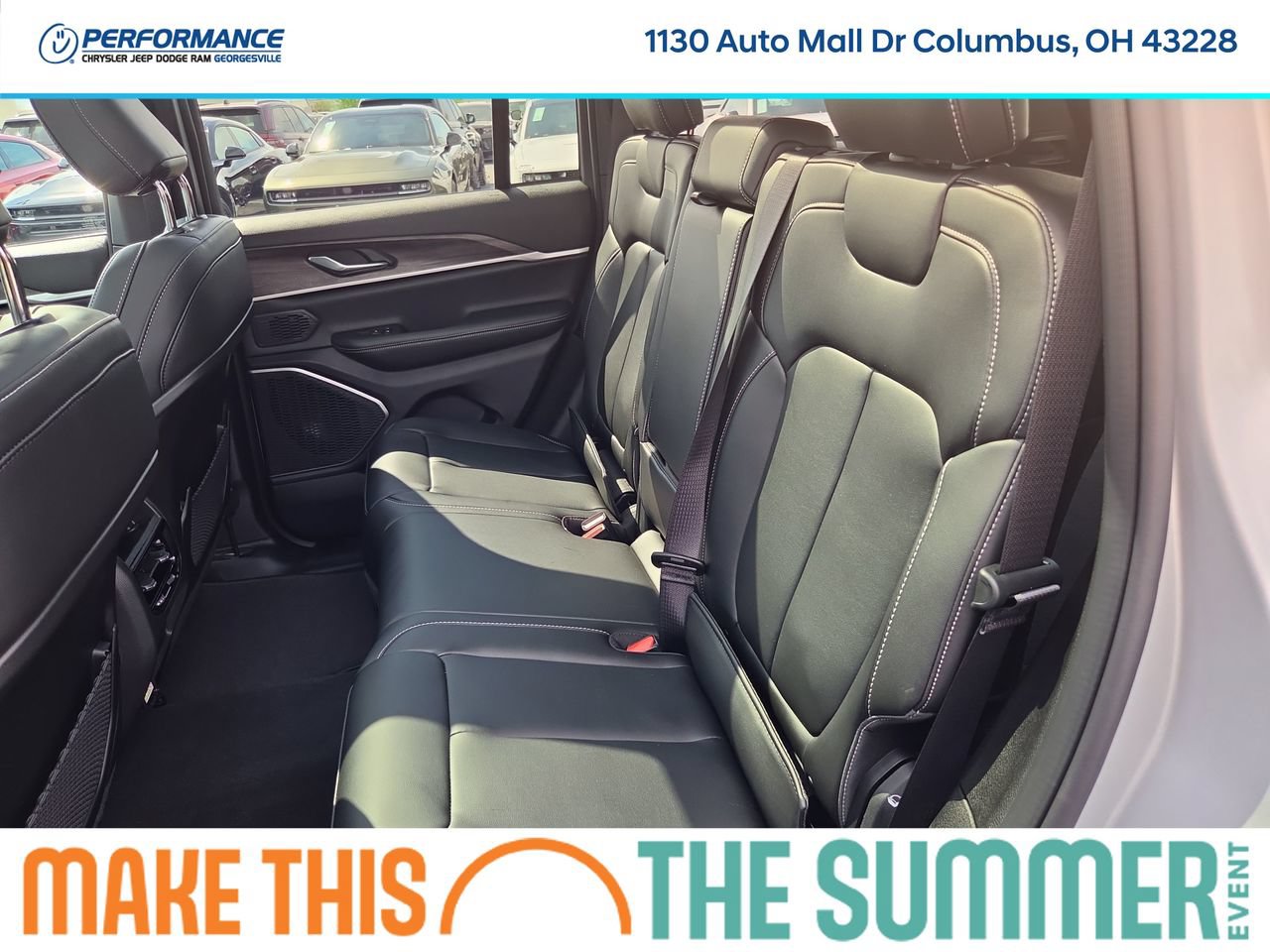 New 2026 Jeep Grand Cherokee Limited w/ Limited Altitude Package AWD/4WD image 14