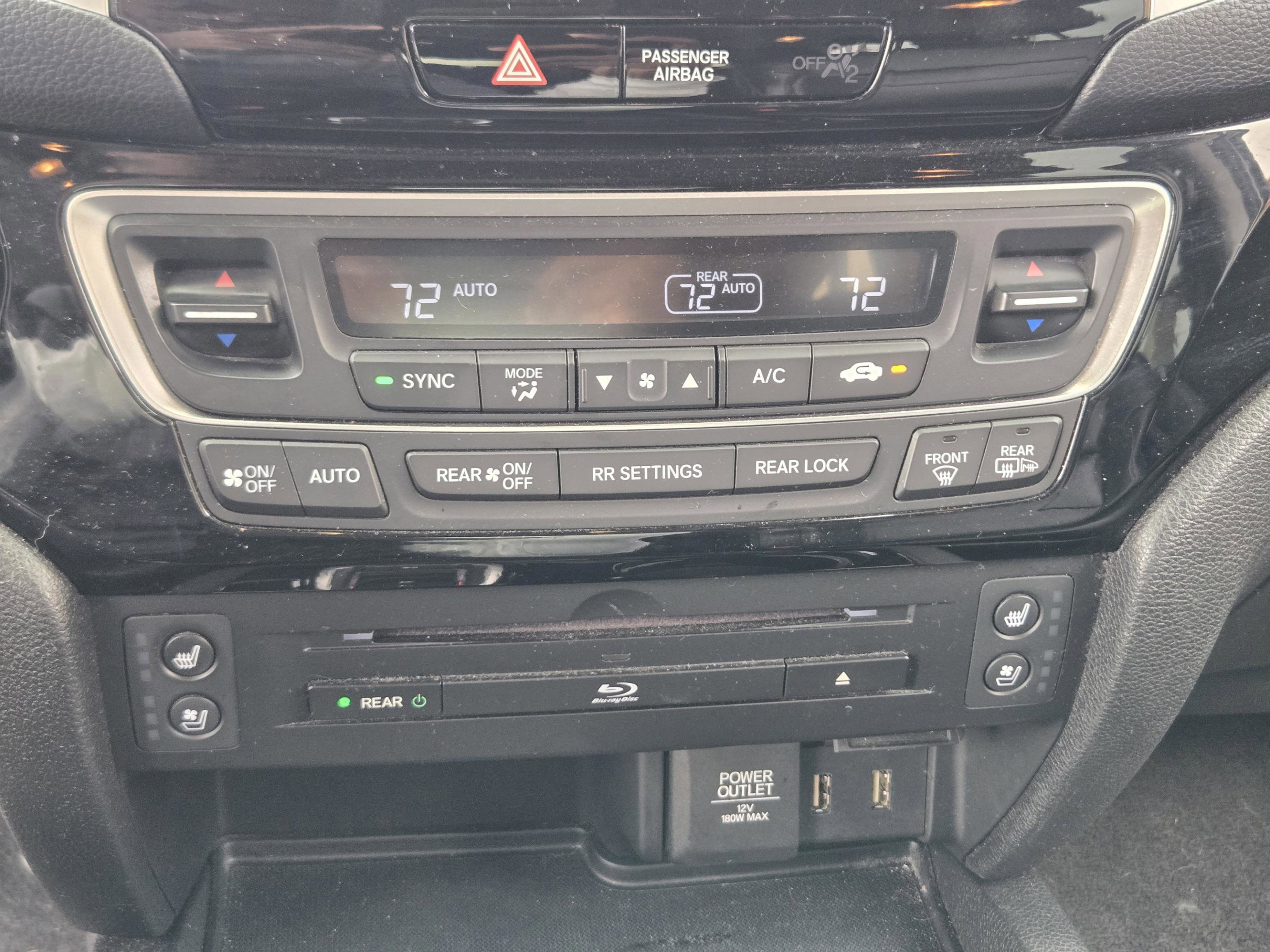 Used 2016 Honda Pilot Elite image 17