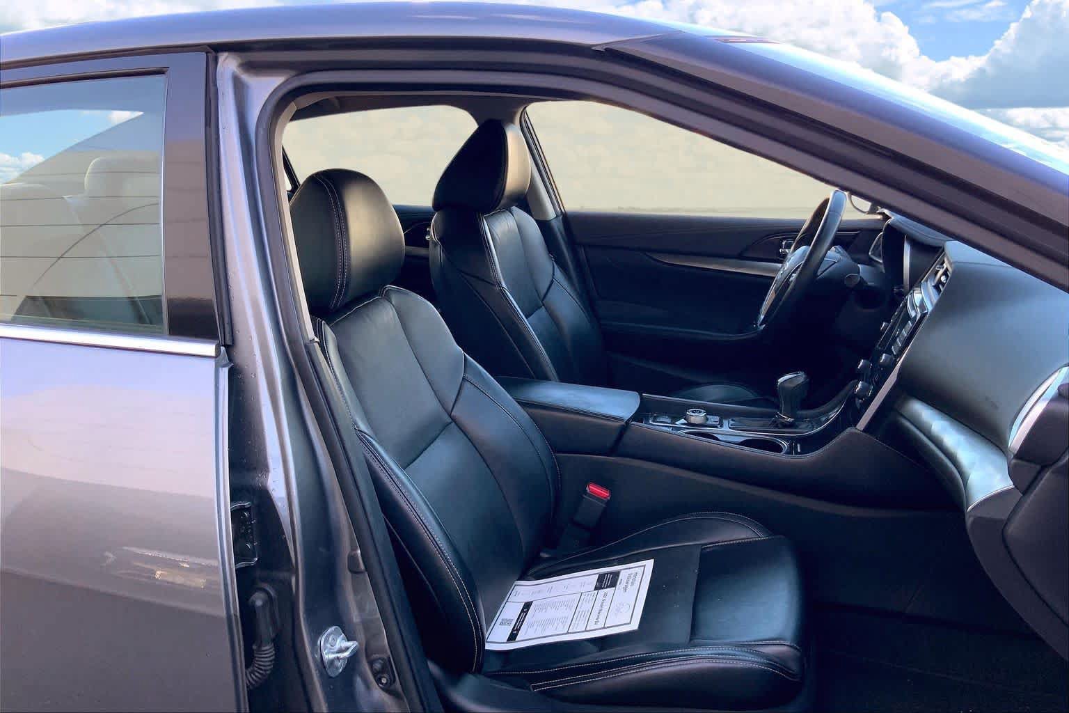 Used 2021 Nissan Maxima 3.5 SV w/ Floor Mat Group FWD image 13