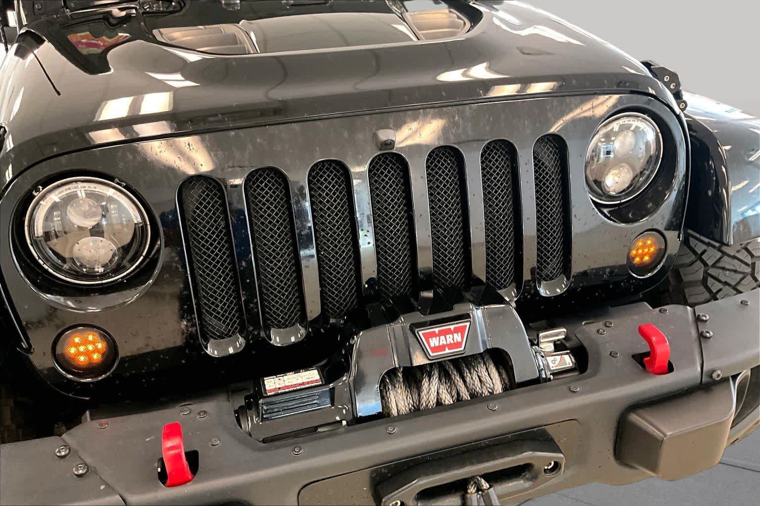 Used 2013 Jeep Wrangler Unlimited Rubicon AWD/4WD image 27