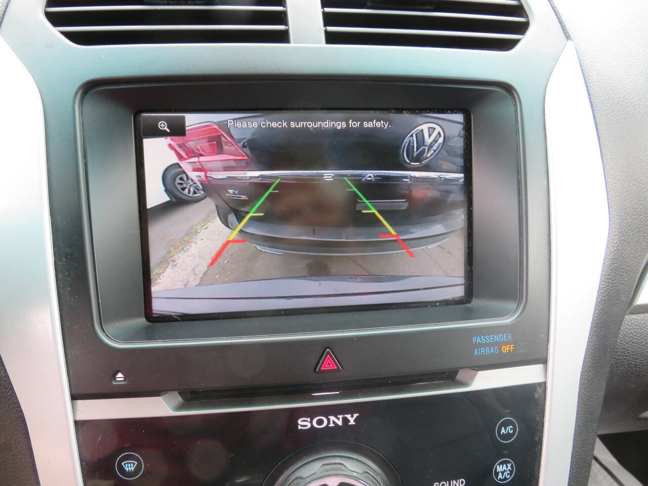 Used 2015 Ford Explorer Sport image 19