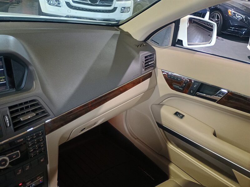 Used 2012 Mercedes-Benz E 350 Cabriolet image 19