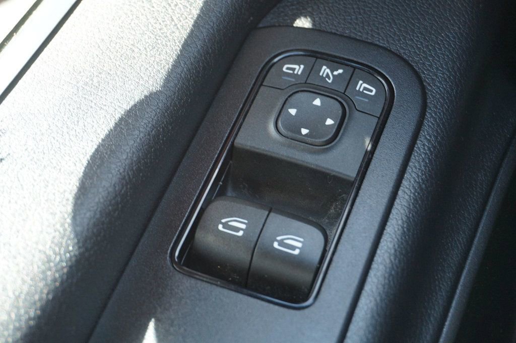 Used 2022 Mercedes-Benz Sprinter 1500 image 23