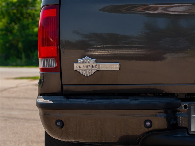 Used 2007 Ford F250 Harley-Davidson AWD/4WD image 10