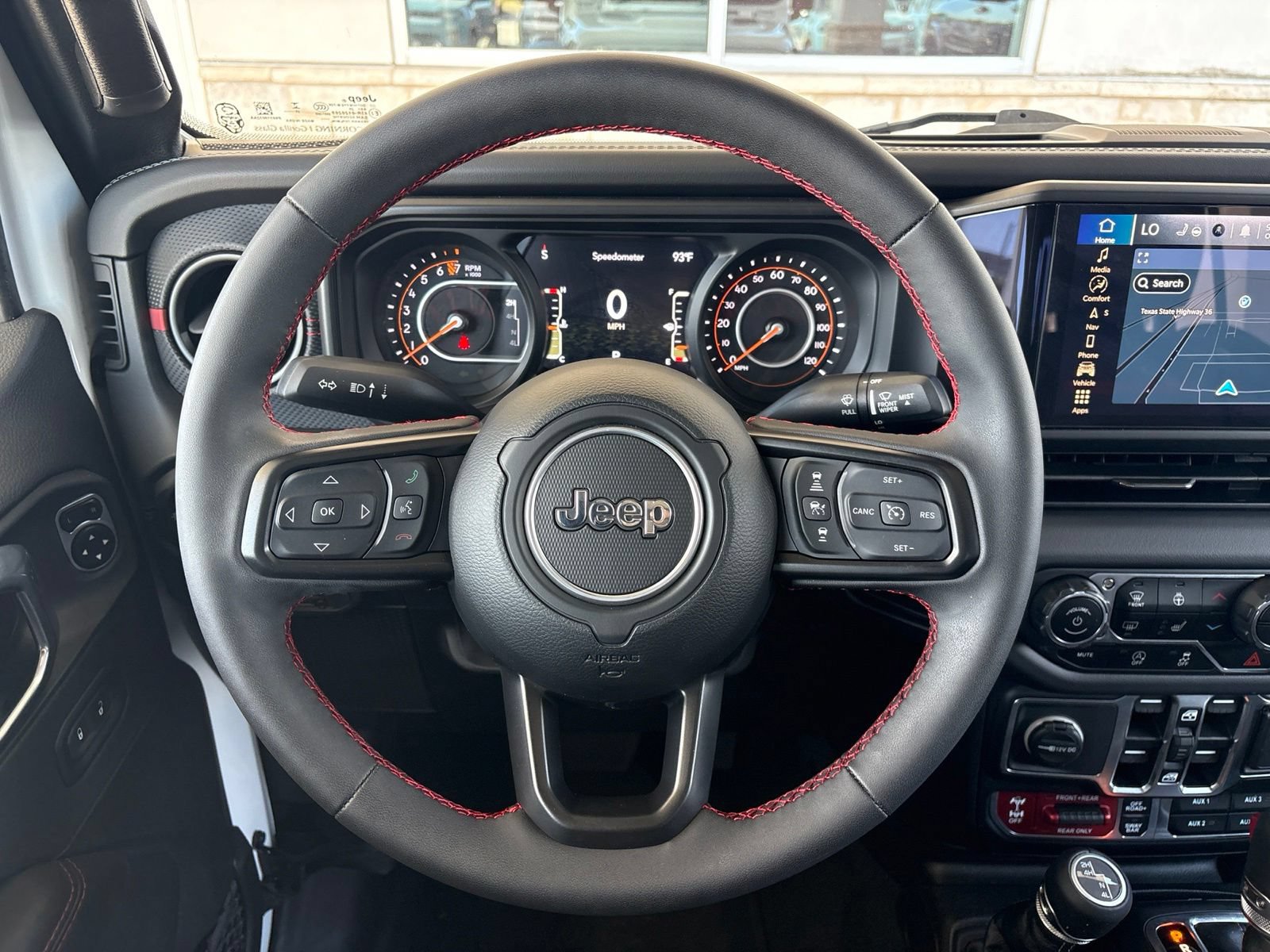 Used 2024 Jeep Gladiator Rubicon w/ Technology Group AWD/4WD image 24