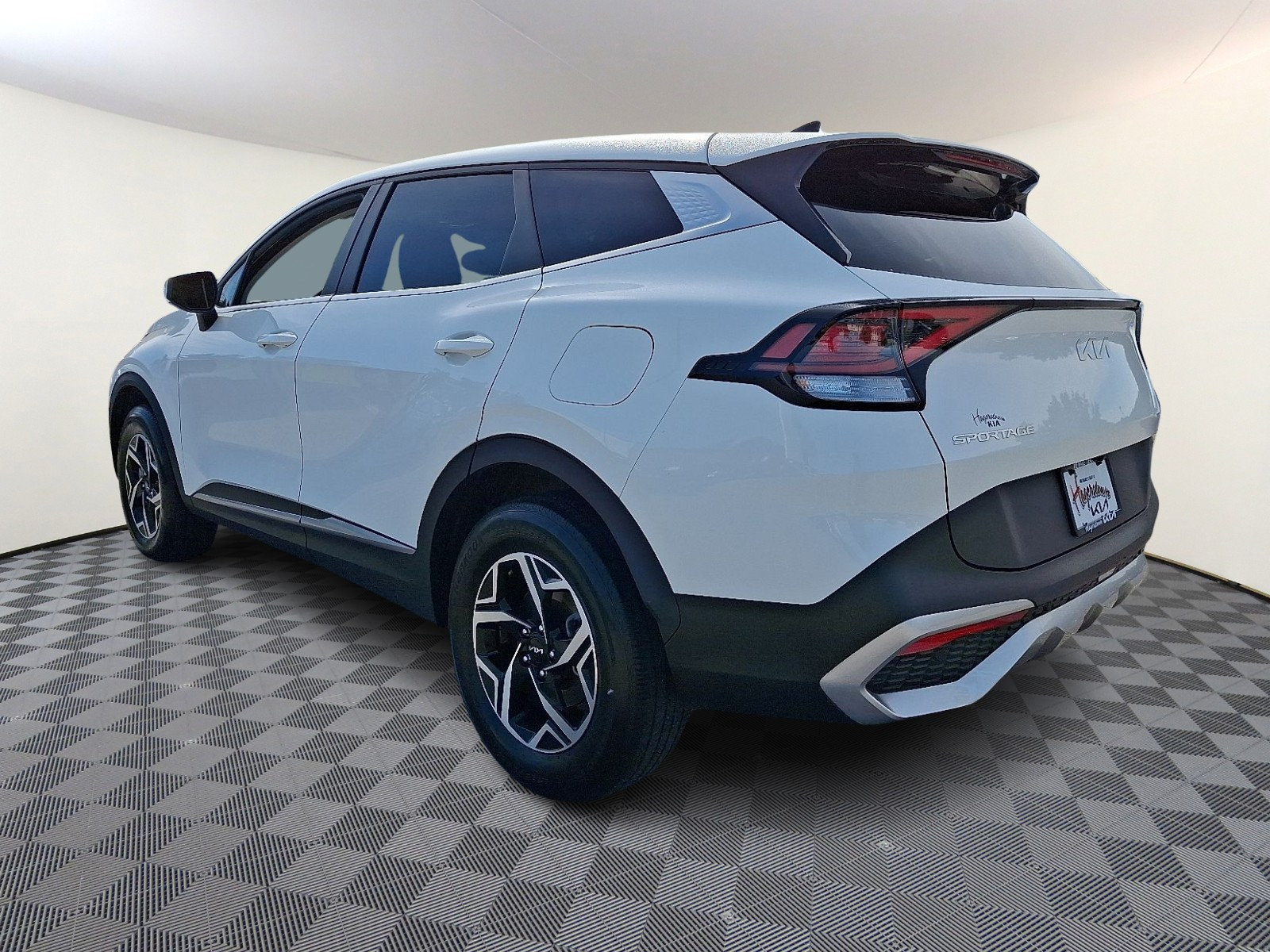 Certified 2023 Kia Sportage LX AWD/4WD image 4