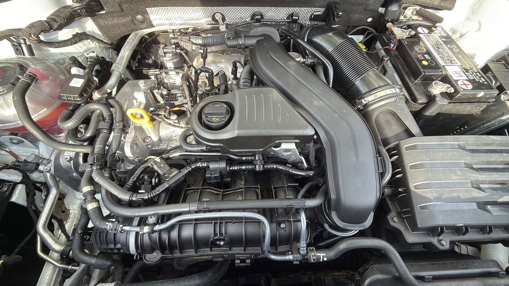 Used 2022 Volkswagen Taos SE FWD image 20