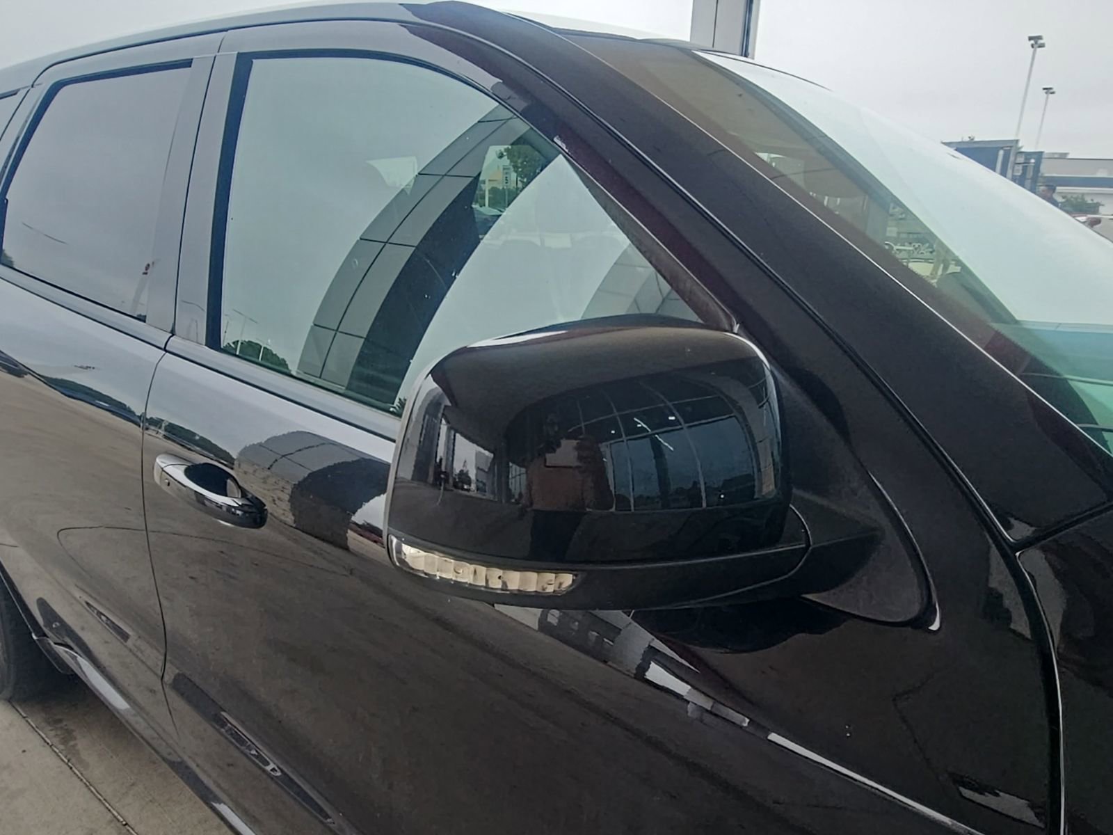 Used 2017 Dodge Durango GT w/ Nav & Power Liftgate Group RWD image 17