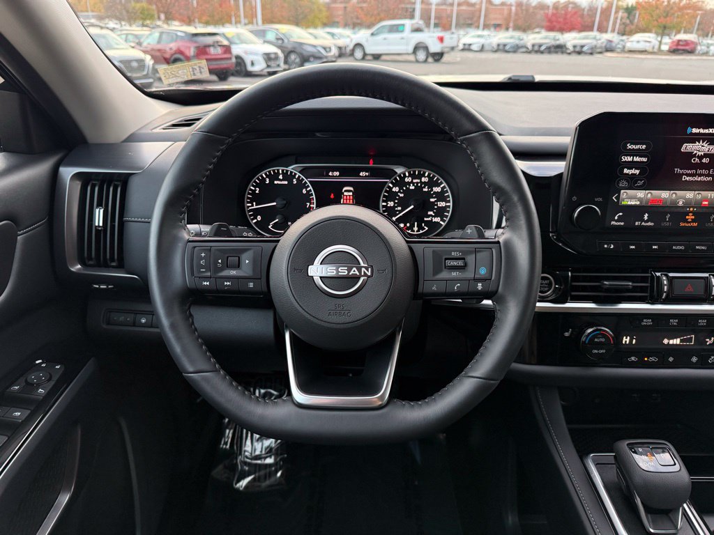 Certified 2024 Nissan Pathfinder SL AWD/4WD image 17
