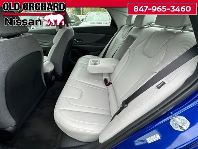 Used 2024 Hyundai Elantra Limited FWD image 16