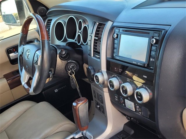 Used 2017 Toyota Sequoia Platinum image 11