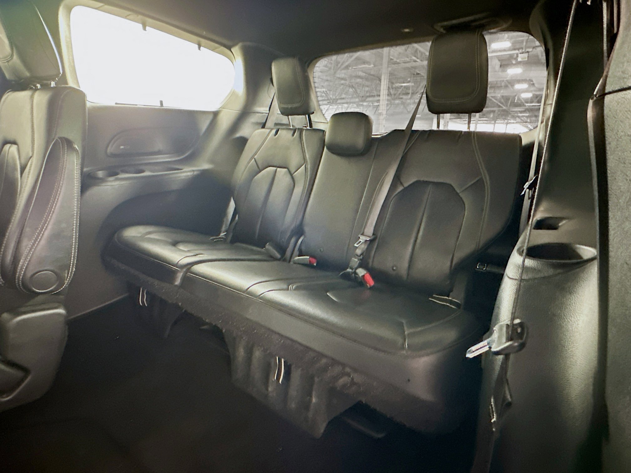 Used 2018 Chrysler Pacifica Touring-L w/ Premium Audio Group FWD image 29