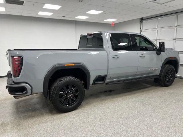 Used 2025 GMC Sierra 3500 AT4 w/ AT4 Premium Plus Package image 10