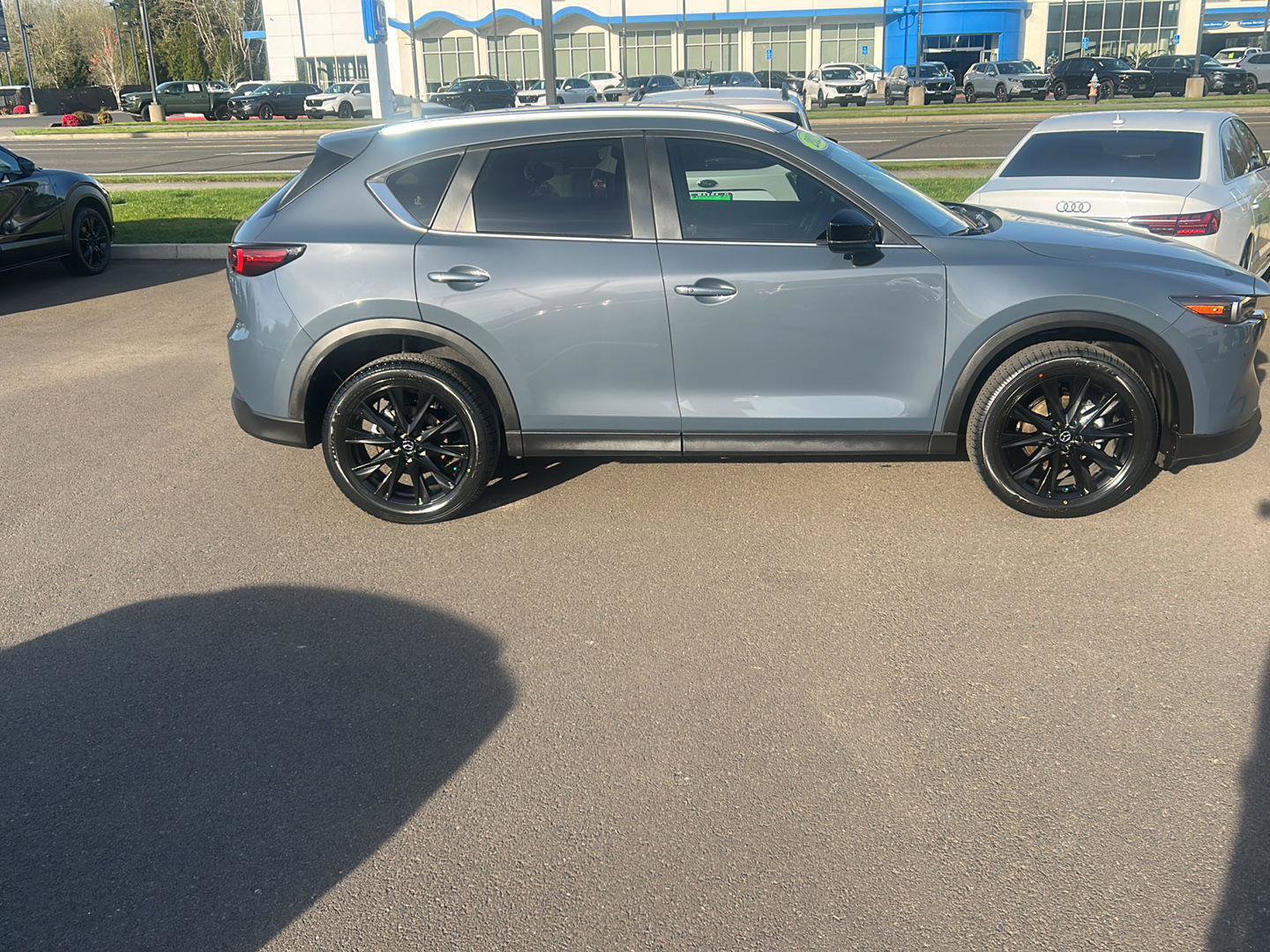 Used 2023 MAZDA CX-5 Carbon Edition image 3