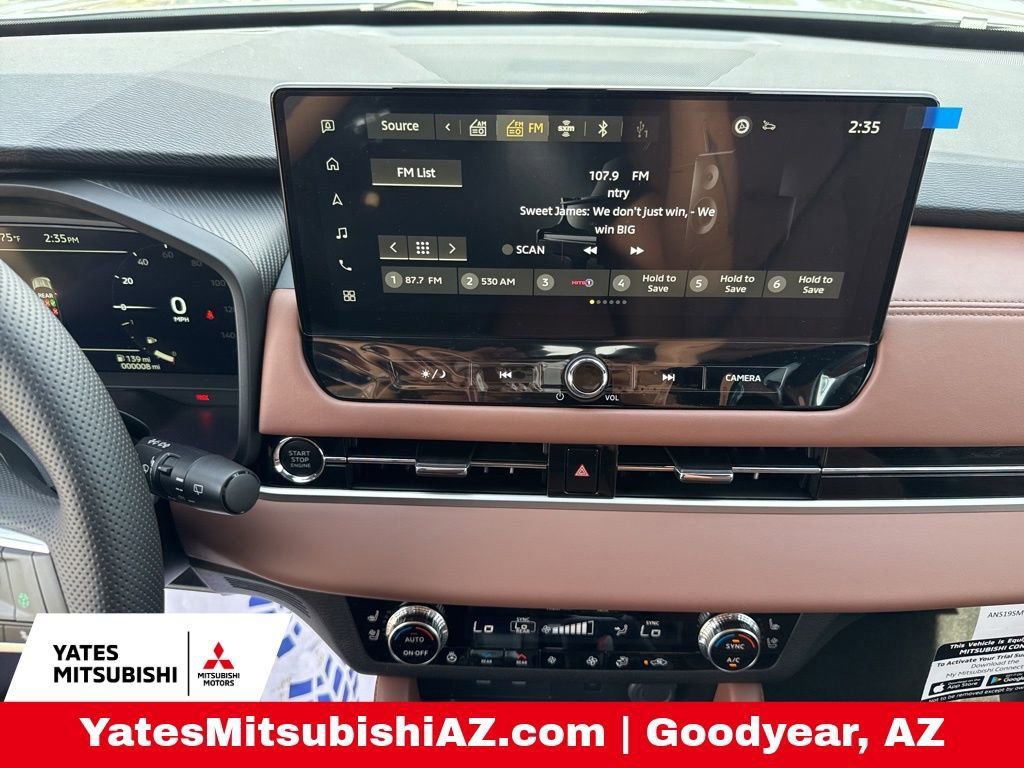 New 2026 Mitsubishi Outlander SEL image 12