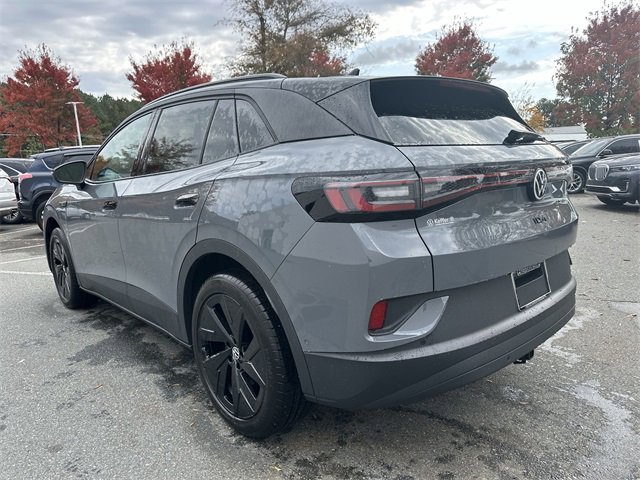 New 2025 Volkswagen ID.4 Pro S Plus image 3