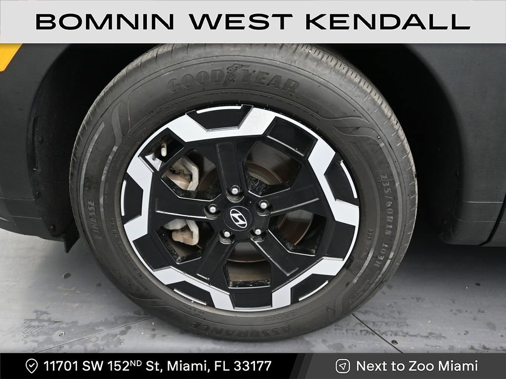 Used 2025 Hyundai Santa Fe SEL image 9