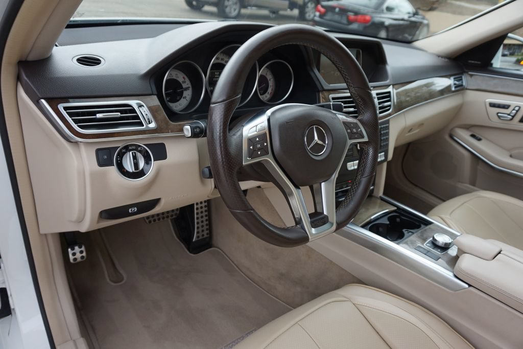 Used 2015 Mercedes-Benz E 350 Sedan image 17