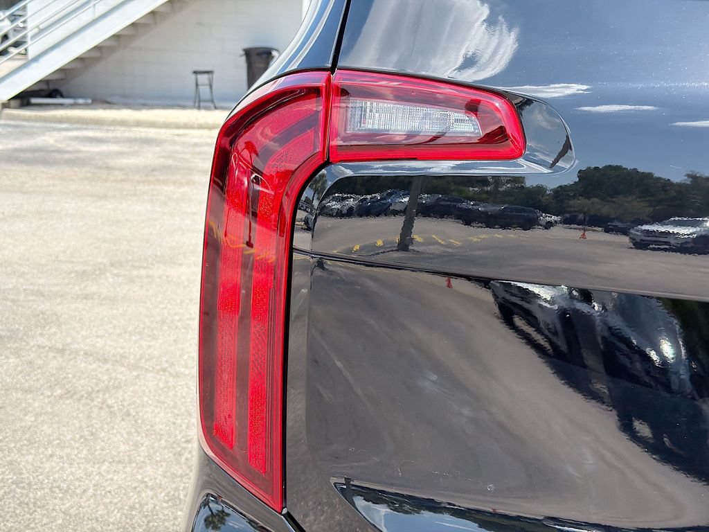 Certified 2024 Kia Telluride S FWD image 10