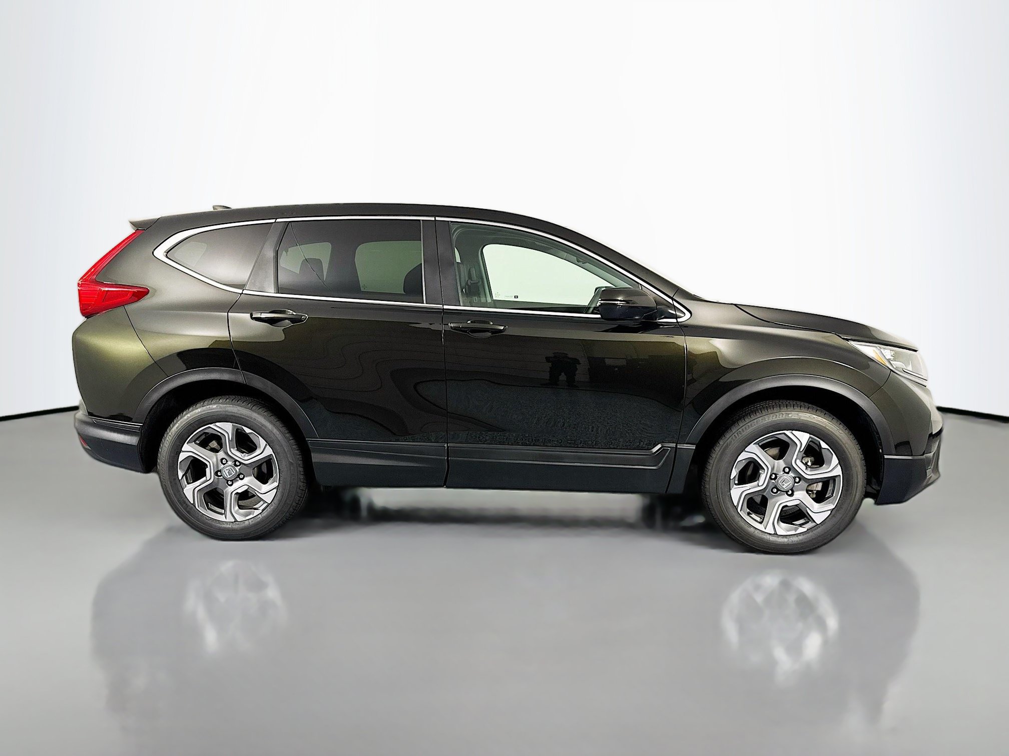 Certified 2017 Honda CR-V EX-L image 4