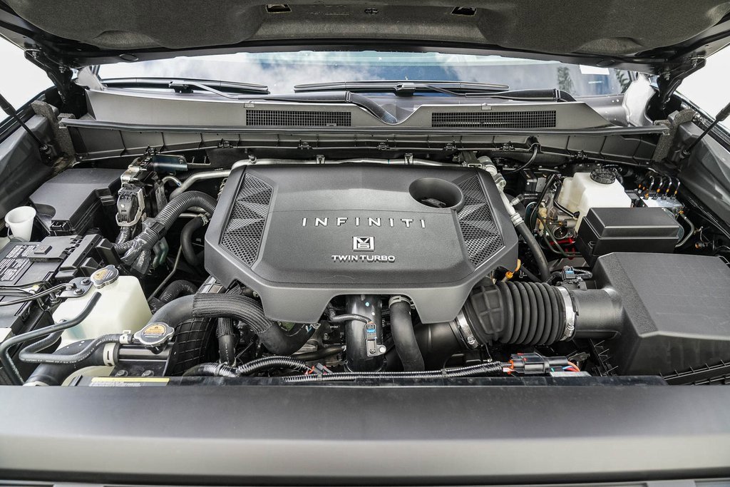 New 2026 INFINITI QX80 4WD w/ Sport Exterior Package image 25