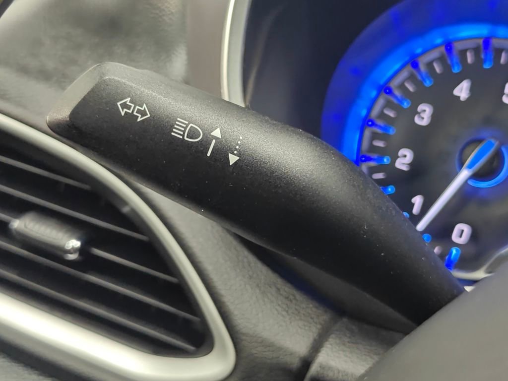 Used 2025 Chrysler Pacifica Select image 53