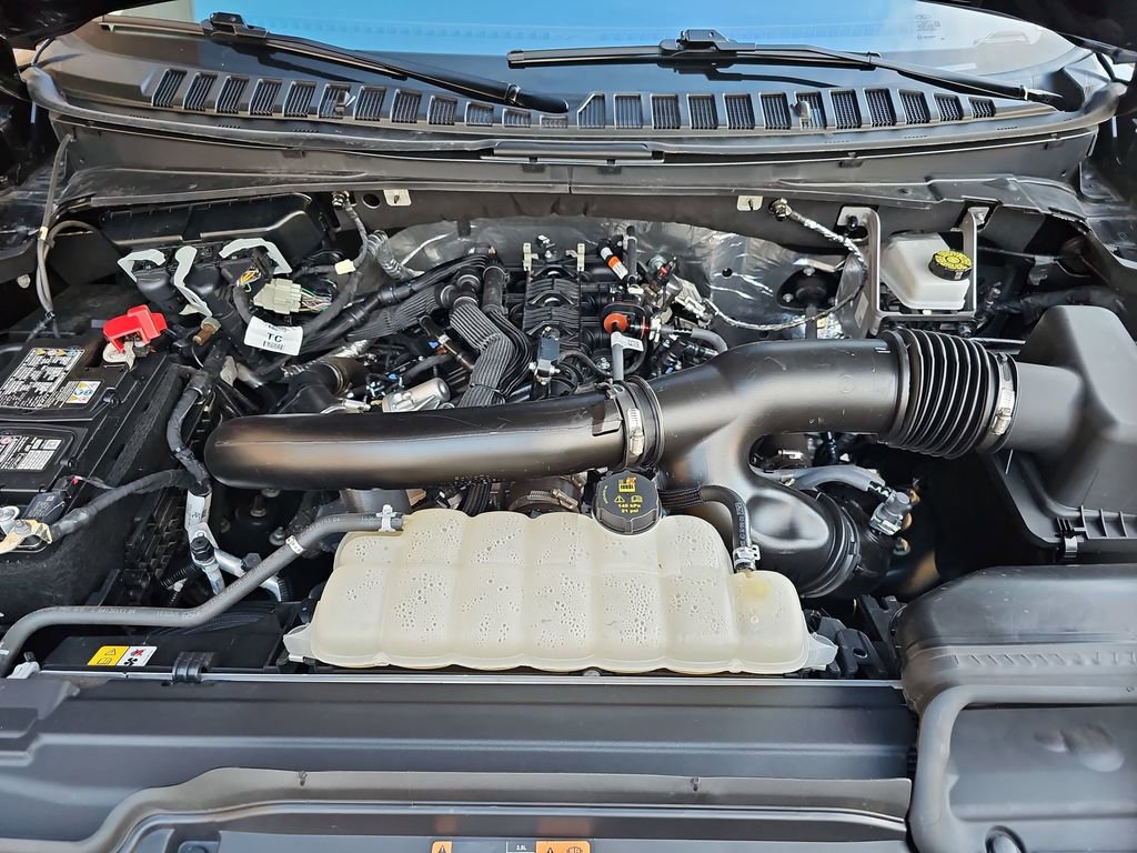 Used 2025 Ford Expedition Platinum w/ Driver's Package image 25