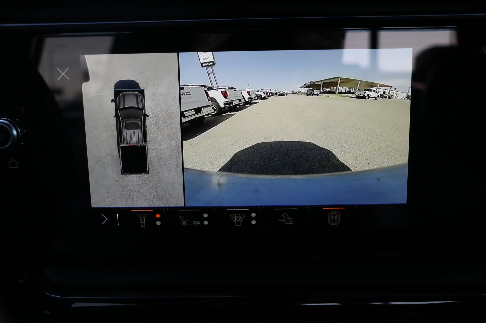 Used 2025 GMC Sierra 1500 AT4 w/ AT4 Premium Package AWD/4WD image 23