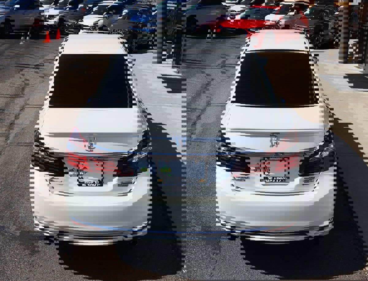 Used 2017 Honda Accord Sport Special Edition image 10